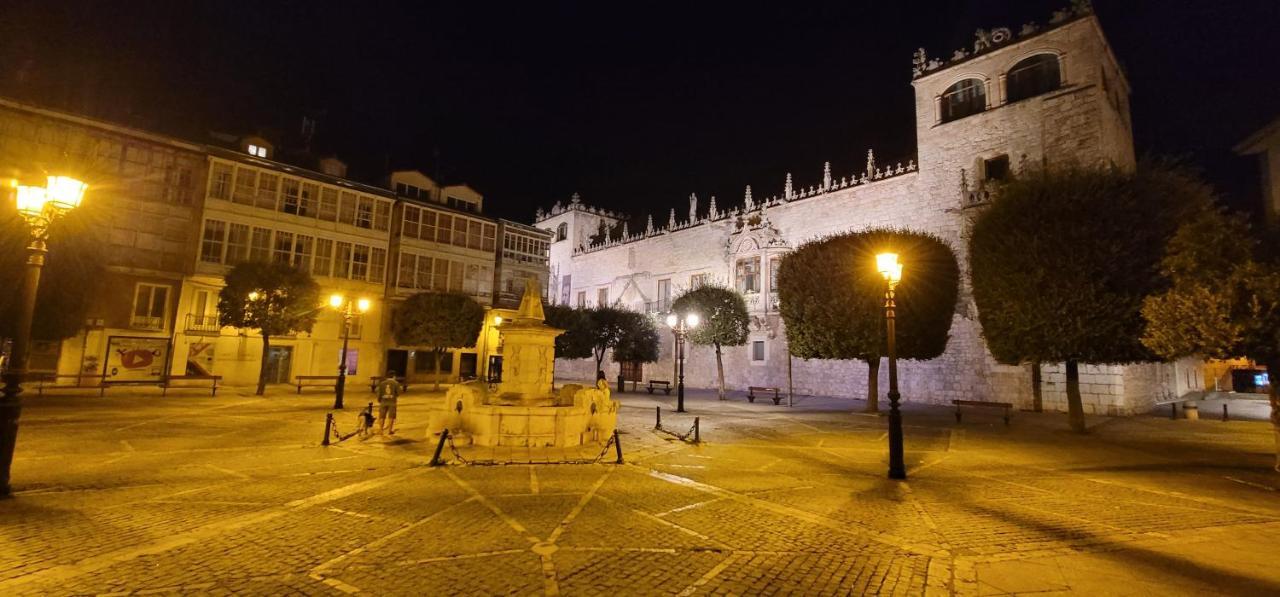 Mia Suites I Centro Historico - Parking & Wifi Free Burgo 外观 照片